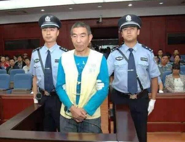 �������˰���ʼĩ ���������˰����۾��ݾ�