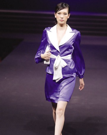 ١���೵����Ƶ��ô���� �����ӹ�ϵ�Ǳ�Ѱ��