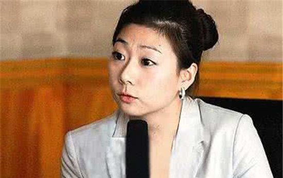 马化腾的老婆陈碧婷照片背景介绍