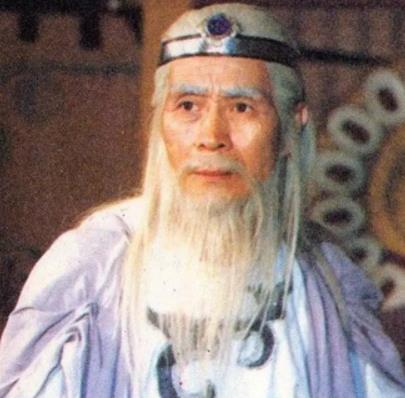 老戏骨蓝天野曾是北平地下党吗