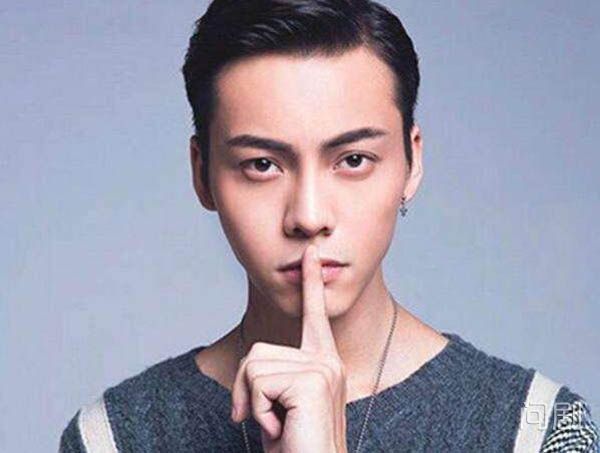 陈伟霆家庭背景介绍 他是不是富二代