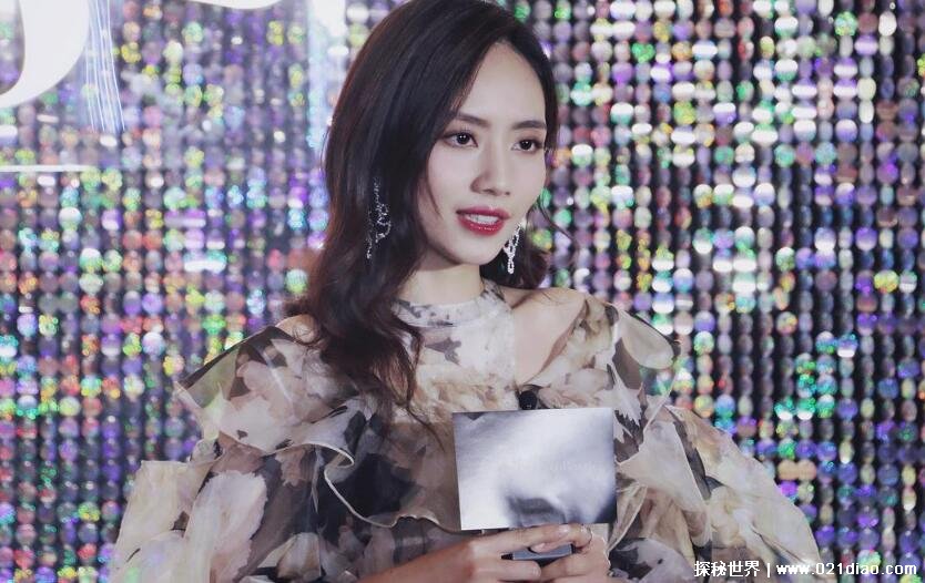 ��ϧ�����׺�˭����� ����ë���׷���ɶ��