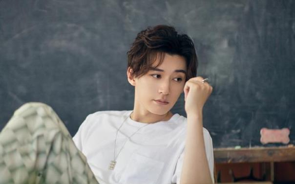 ��ѧ���Ů������˭ ���ĸ�������