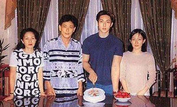 ������������Ө������ô�� ��ʶʮ��������һ����