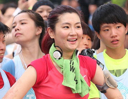 �μ��������� ���˺��ǿ�����������Ѷ���