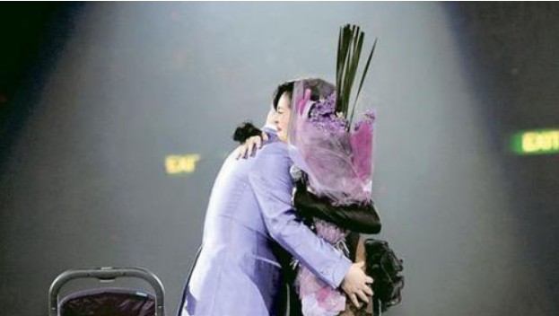 ��ΰ����ǧ������һ���ͽ� ���׷�����ʲô��