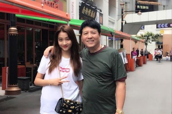 ����ͮ����Ĵ��� ��Ȧ����ĸ����������