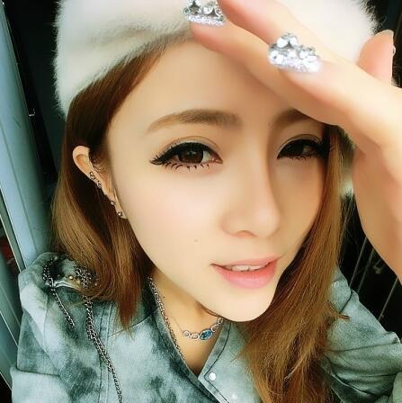 ����ѫ��Ů���Ѱ��Ƿ���˭ ���ĸ��龭��