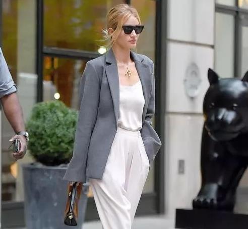 �ºø�������� �ºúͰ����ǲ���һ����