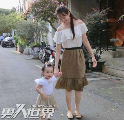 ���ܾ����ڶ�̥�Ƕ������ �͵ڶ����ɷ���껵İ�Ů