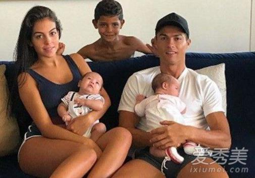 c�޴�����Ǹ�˭���� ��һ���м�������