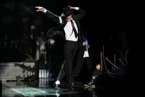 ���˶��ܿ�ѷ���ʮ�׸��� �������ĵĸ�