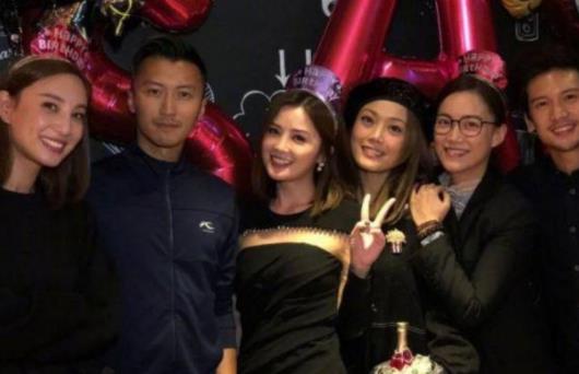 ����ϣ�������ϼ�� ������һ�����Ƶľ�����