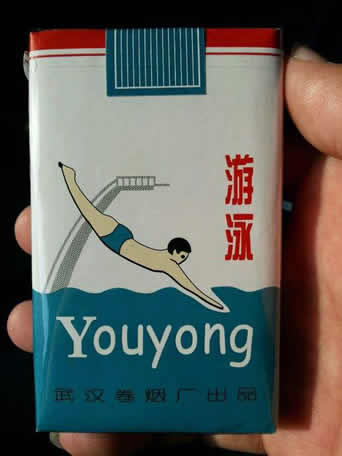 ��Ӿ���̵ļ۸��Ƕ��� ������ȫ��һ��