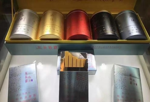 ��Ӿ���̵ļ۸��Ƕ��� ������ȫ��һ��