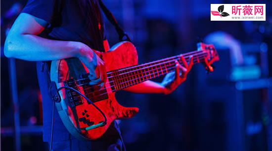 �������Ӣ�����20�� ������Ӣ��辭��