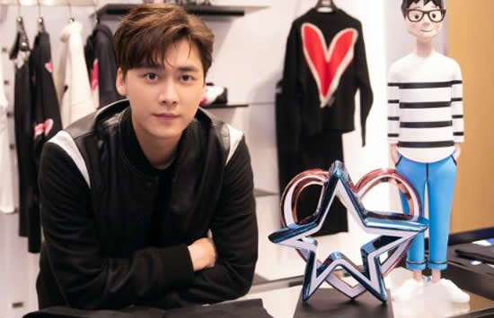 ���׷�������Ͻ������ ������Ʒ����Щ