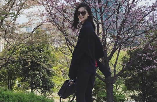 綦美合个人资料年龄 綦美合耀莱集团老总千金