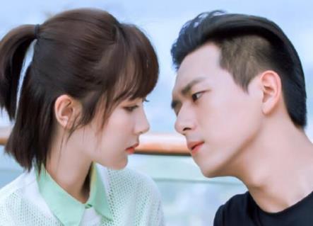 �����ǲ������ֵ�Ů���� ����������ʵ��ϵ