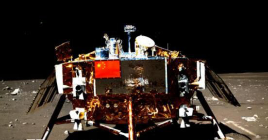 嫦娥二号拍到外星人跑 引发了大家的兴趣