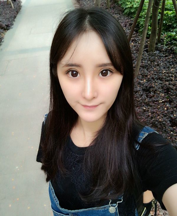 С������Խ��������Ƭ �������ݵ�ģ��ȥ���ģ�