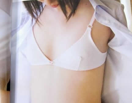 A�ֱ������ж�� a�ֱ��Ĵ����Χ�Ƕ���