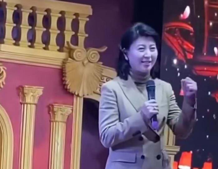 ��ѧ��һ��������λ� ��ѧ���������Ϲ���˭