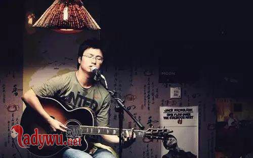 李志出了什么事及具体原因 他的歌下架了