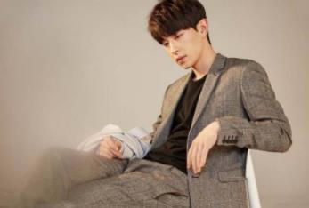 Ԭ���������ϼ�� ���ݹ������е��Ӿ�