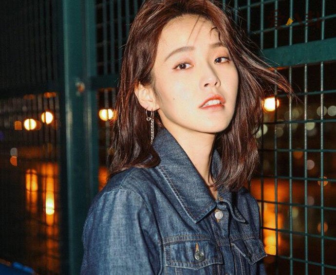 ����һ�����º̺̽�� �ż���ƾ�˾�����Ů���˽�