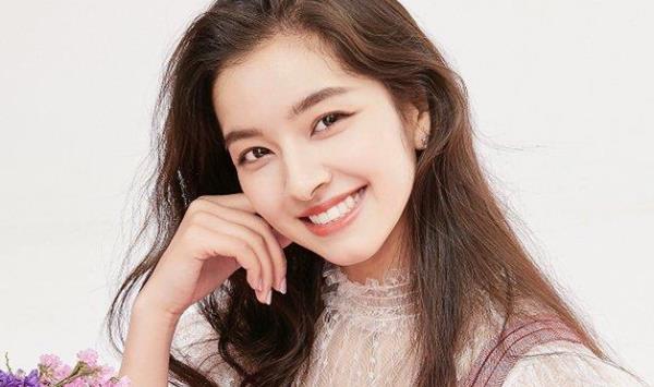 ���������Ů��Ա������ �̵�һ�³����������Ա��