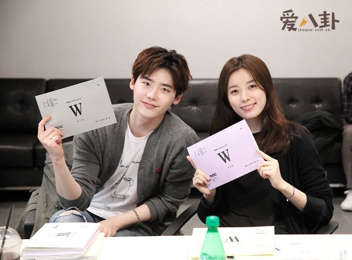 李钟硕现在有女朋友吗 他很花心情史很多吗