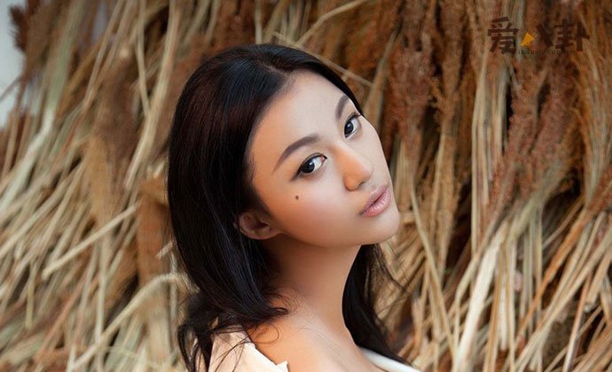 ���������������Ʒ ����H��Ů�������ر�ĺ�