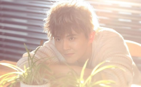 ��Ա���˶˵ĸ������� ���ݹ��Ľ�ɫ