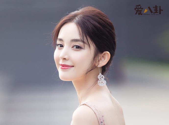 ������������Ĺ��� ������ʵ�����Ƕ���