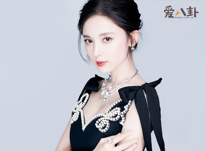 ������������Ĺ��� ������ʵ�����Ƕ���