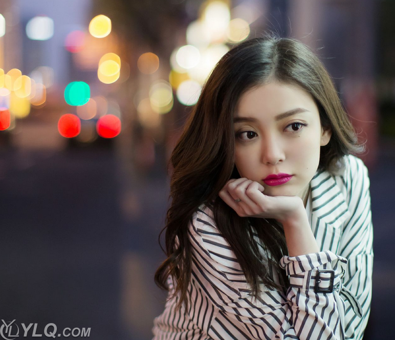 ��С������ǰ����Ƭ ��Ư��Ϊʲô����