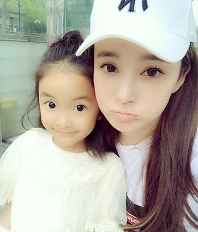 刘雨欣老公李濛个人资料 据说是个富二代