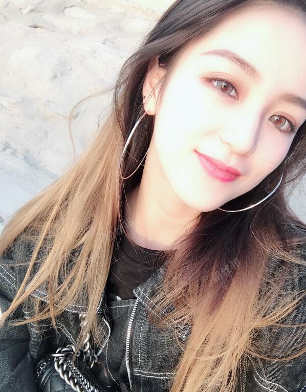 ����ٸ����������� ��ò˫ȫ��Ů��˵