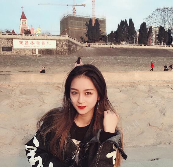 ����ٸ����������� ��ò˫ȫ��Ů��˵