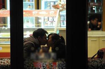 霍政谚女友是谁 和张檬是什么关系