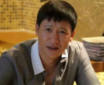 �Ź�ǿ��������˭ �Ź�ǿ�м�������