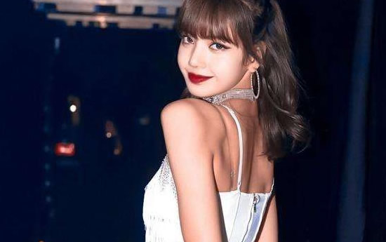 ̩��lisa�������ߡ��������� ����˰ְ��Ǽ̸�