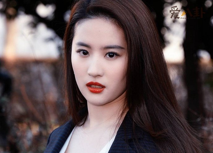 刘亦菲老公是谁叫什么名 她的情史揭秘