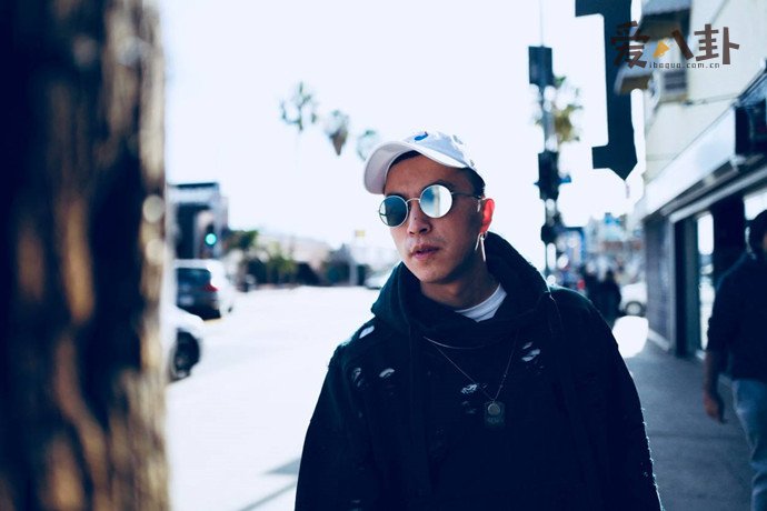 jonyj��ǰŮ�Ѹ��� jonyjŮ�Ѱ���������ô����