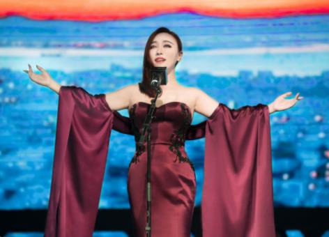 ���ȸ������ϼ�� Ư����Ů�������ڵĽ��