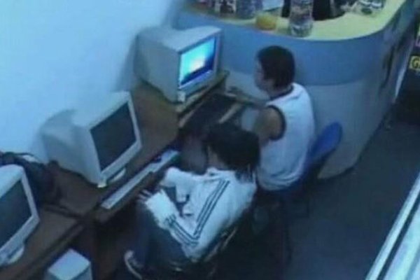 �Ϻ�������Ů���� ��߶����ȱ��������