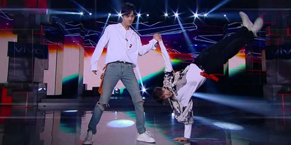 ���ִ�ӪФս���ļ��� �Ĵ��Ͽ��ִ�Ӫ