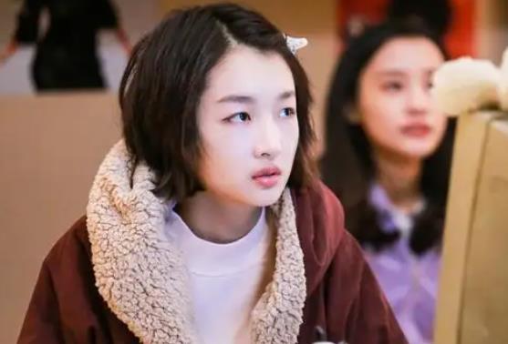 周冬雨家世身份 周冬雨个人资料多高