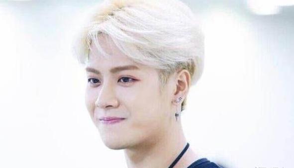 ���ζ����������ĳ��� ���ĸ������Ͻ���